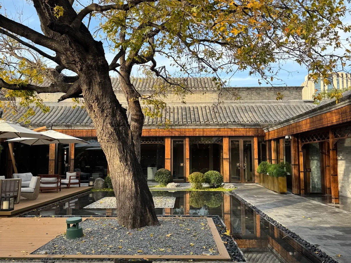 Appreciate every brick and tile of China