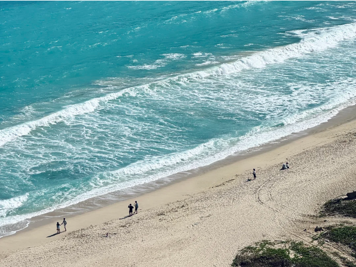Yalong Bay beach and blue coastline in Sanya