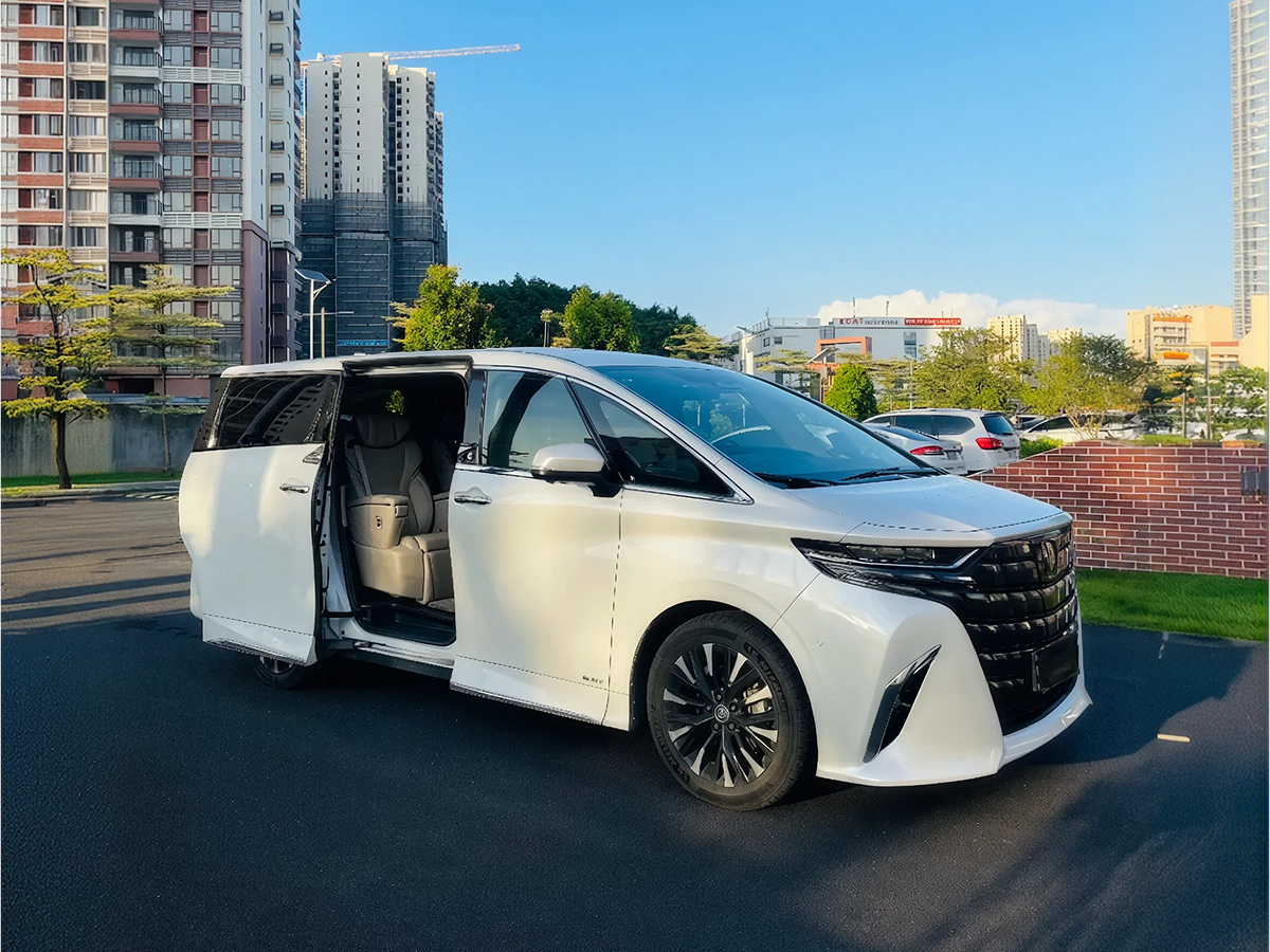 TravelToQin will match the optimal travel vehicle based on the number of travelers
