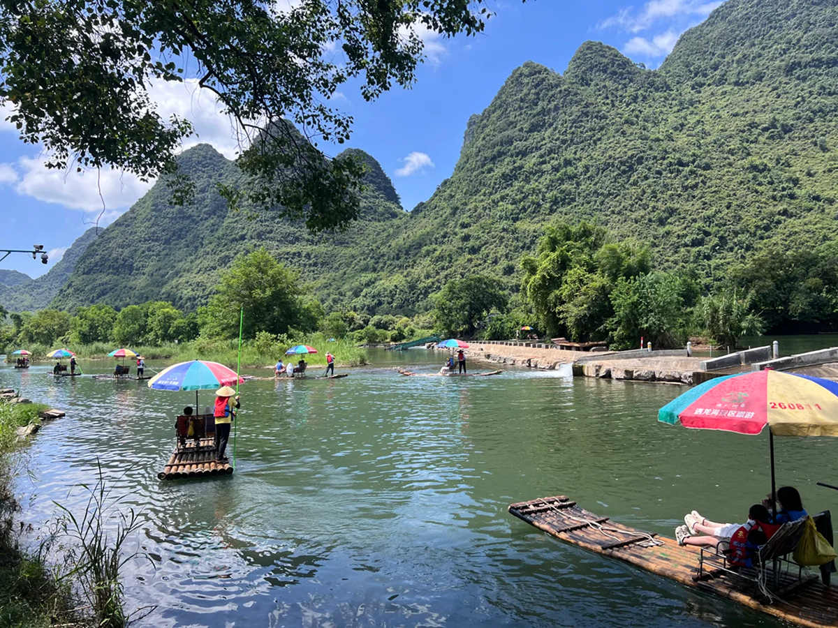 Yangshuo Yulong River Bamboo Raft