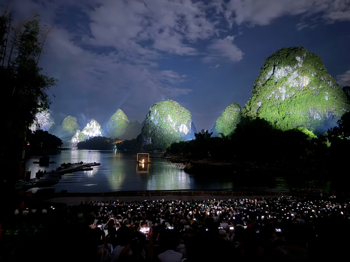 Impression of Liu Sanjie's performance