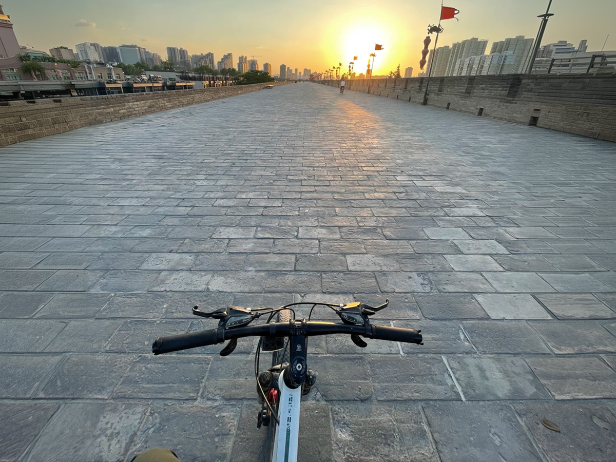 Xi'an City Wall Cycling
